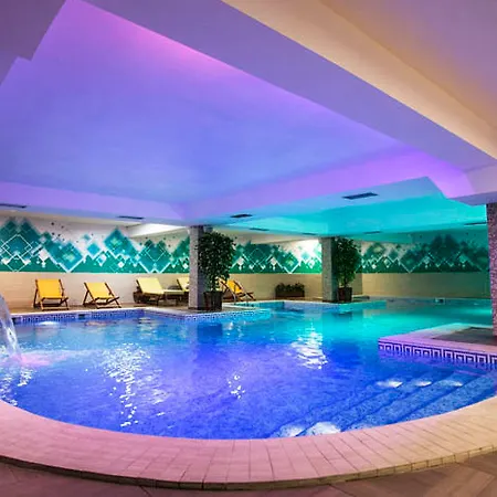 Tcc Grand Plaza فندق سكوبجي